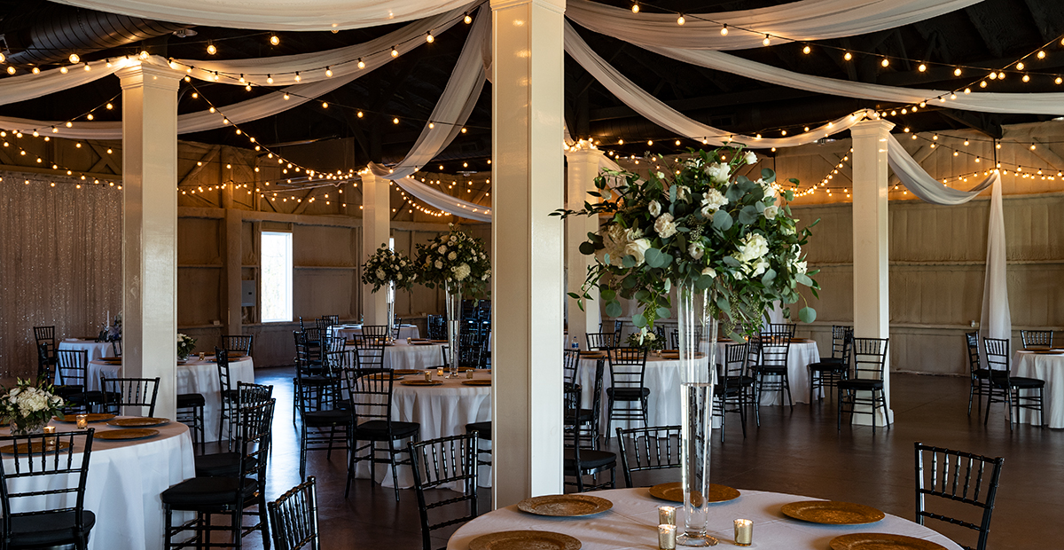 Barn interior 01
